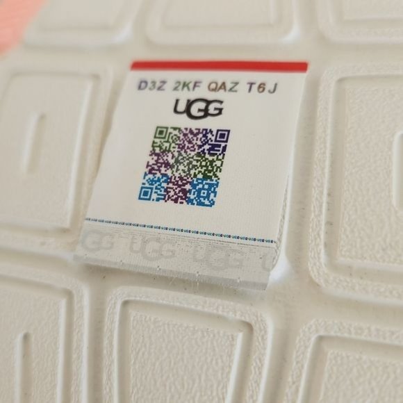 Ugg Posie Pink / White La Flex Slip On Trainer, Size 7 - Picture 7 of 15